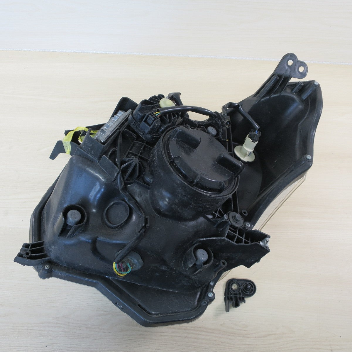 ♪スズキ MK32S スペーシア 純正 HID ヘッドライト 右 運転席側 ICHIKOH 1871 35100-81M10 照明 カー パーツ 現状品♪