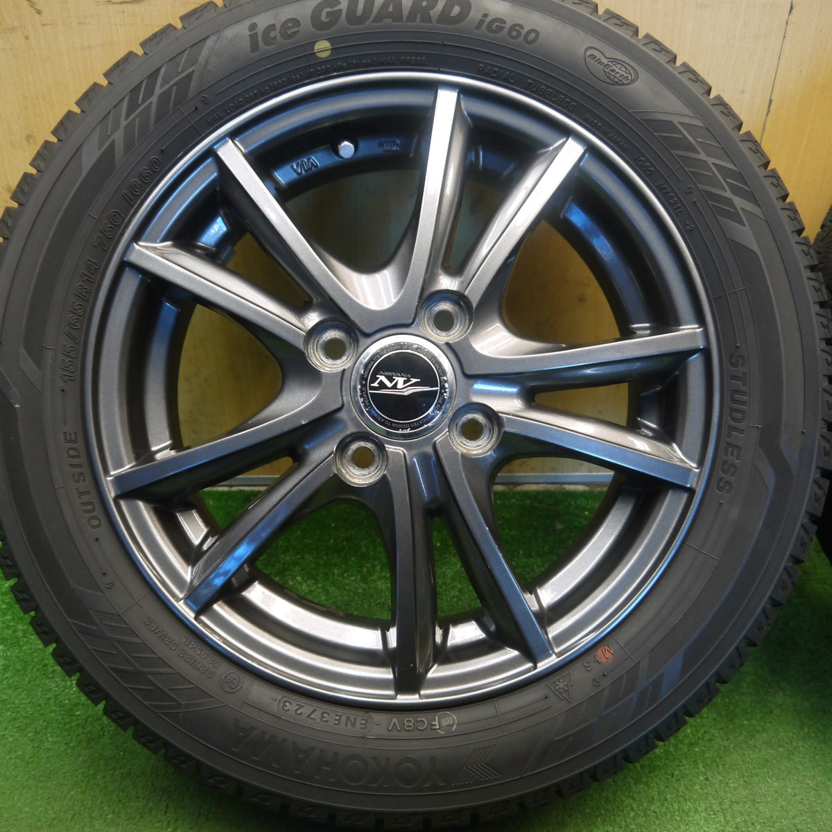 バリ溝！23年！9.5分◎スタッドレス 155/65R14 ヨコハマ アイスガード iG60 NIRVANA NV ニルバーナ ニルヴァーナ 14インチ PCD100/4H◎6100603Hス