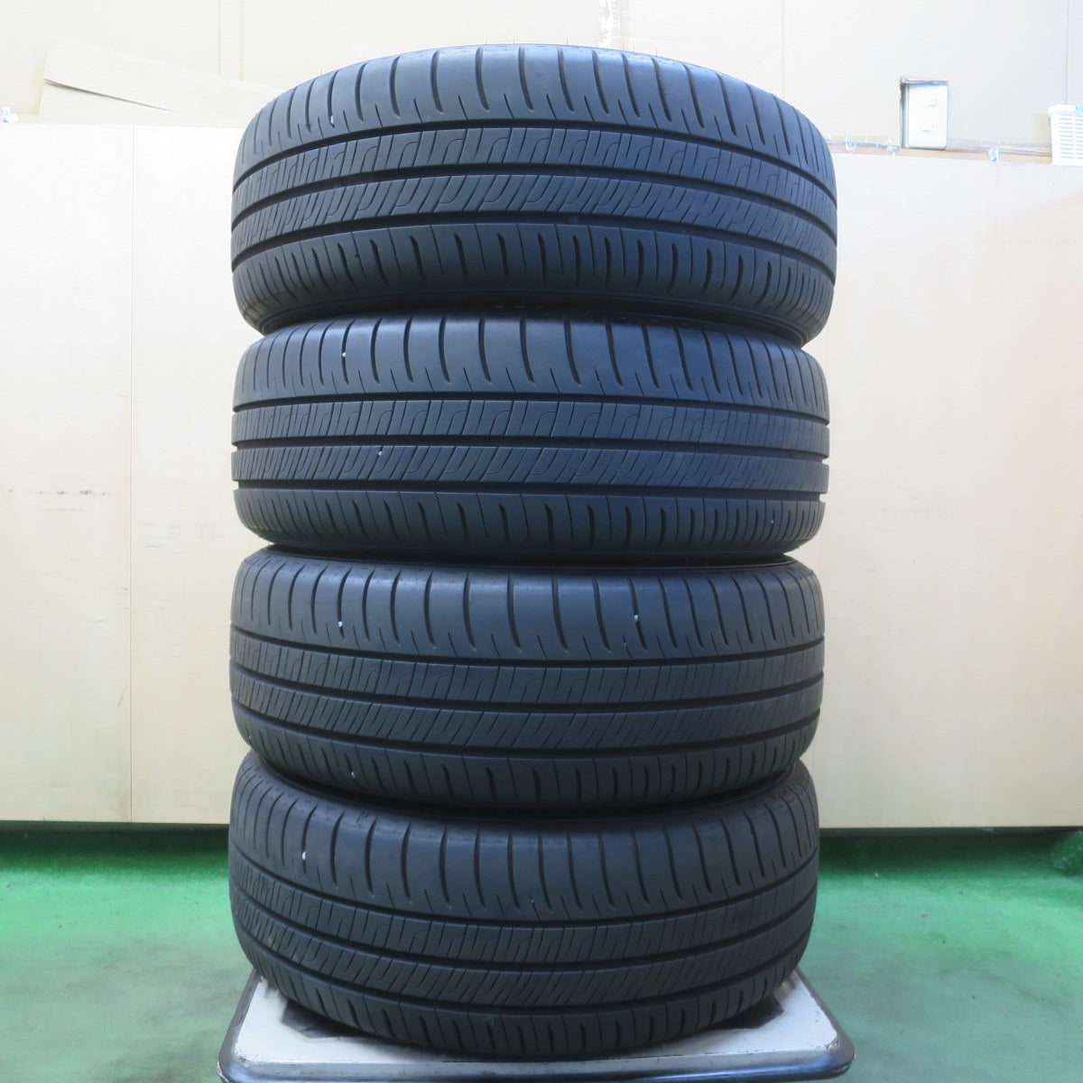 バリ溝！24年！9.5分★215/55R17 ダンロップ エナセーブ RV505 EUROMAGIC ユーロマジック 17インチ PCD114.3/5H★6052906イノ