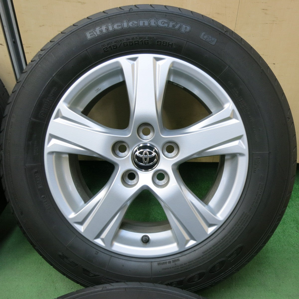 4本価格！21年★トヨタ 30系 アルファード ヴェルファイア 純正 215/65R16 グッドイヤー EfficientGrip 16インチ PCD114.3/5H★5050210SYノ