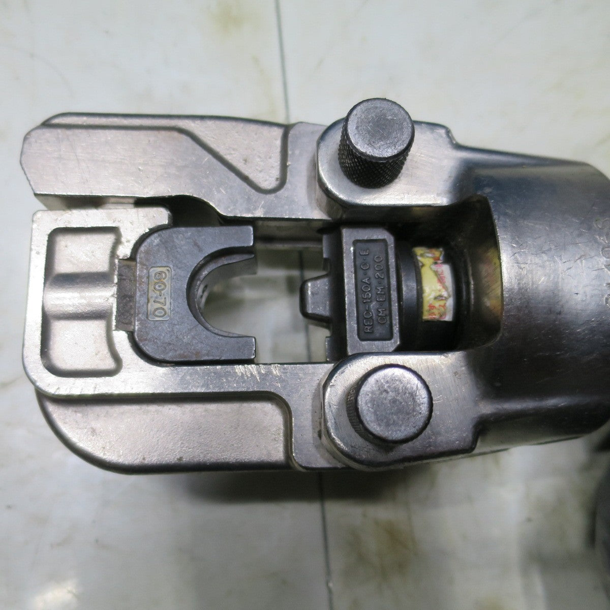 [送料無料] 付属品付き◆IZUMI 泉精器 電動 油圧式 多機能 工具 REC-150FM 電動 工具 充電器 CH-3MH バッテリー BP-12F 12V◆