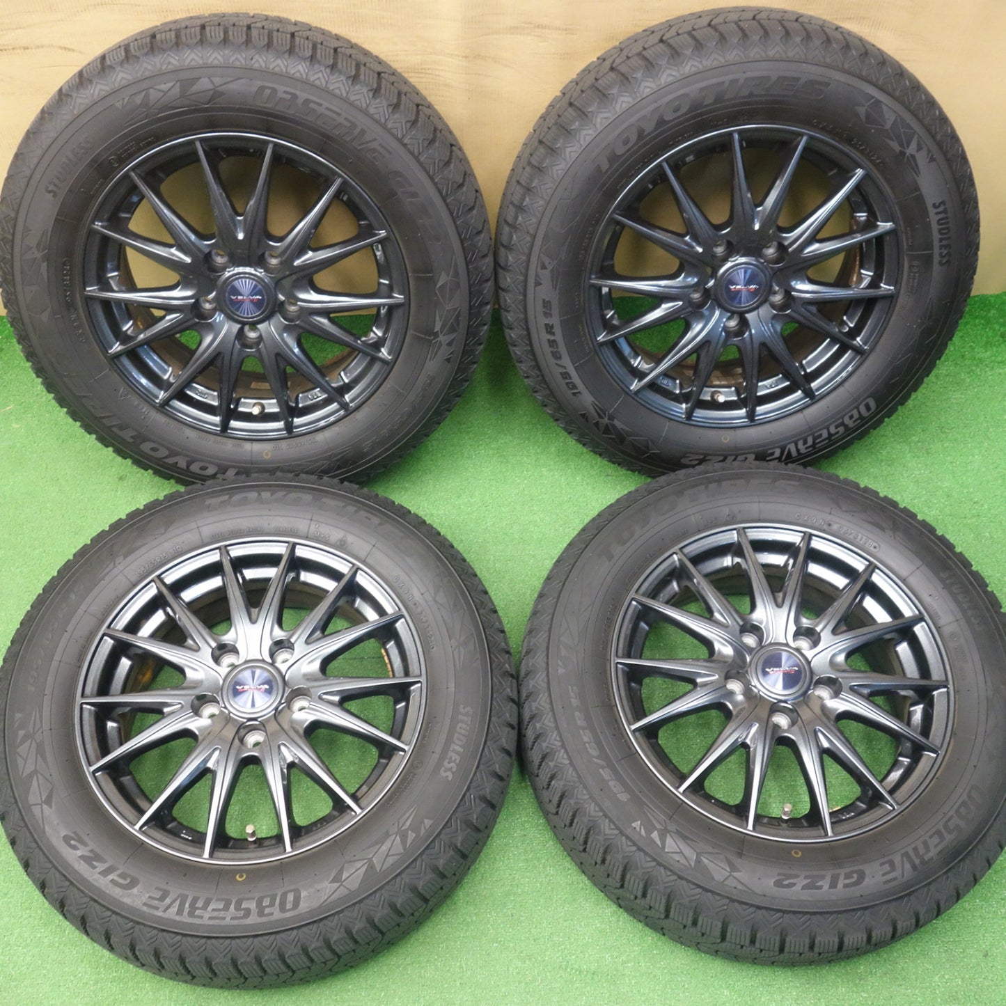 バリ溝！24年！キレイ！9.5分★スタッドレス 195/65R15 トーヨー オブザーブ GIZ2 VELVA SPORTZ ヴェルヴァ 15インチ PCD114.3/5H★6042402KTス