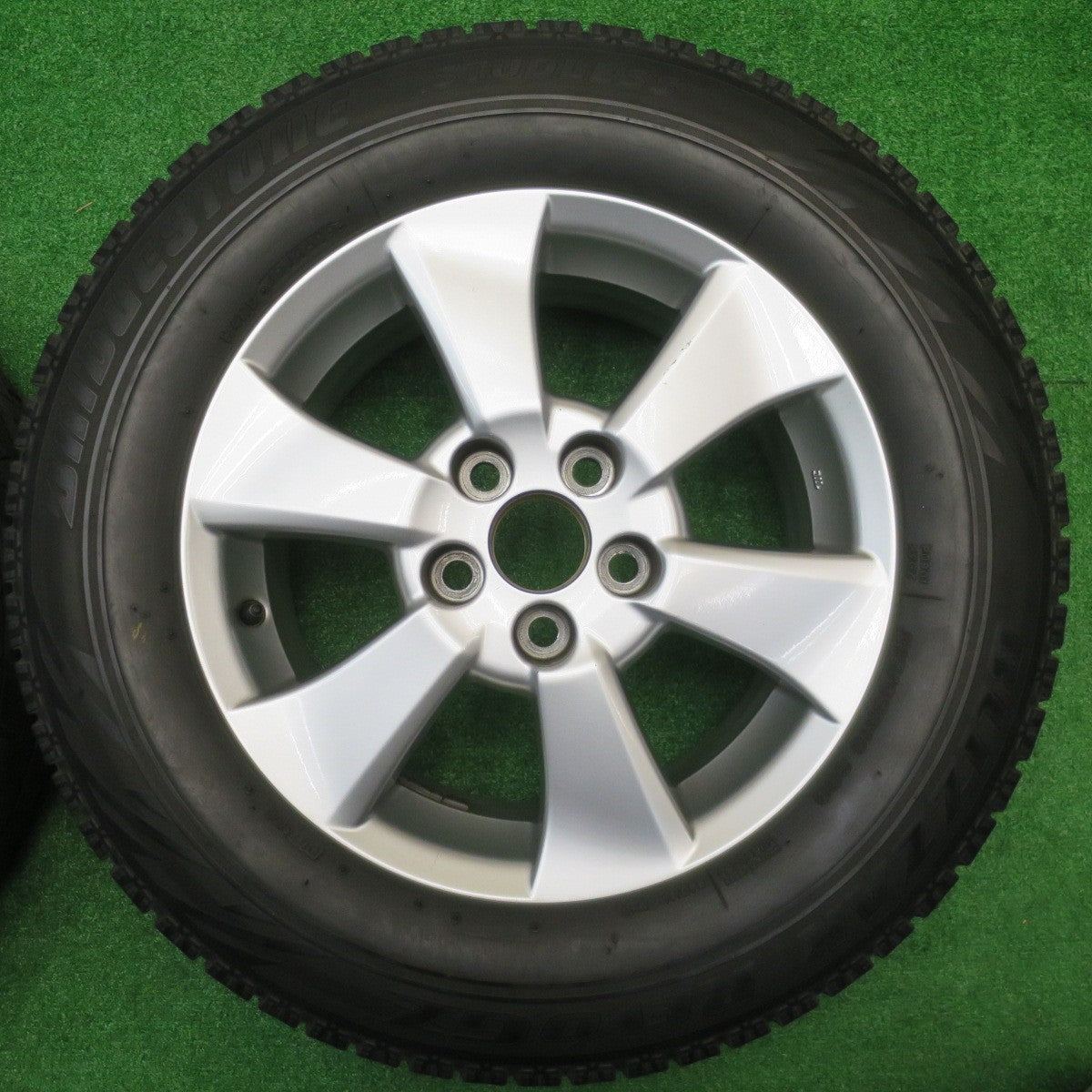 キレイ★トヨタ 20系 アルファード ヴェルファイア 純正 215/65R16 スタッドレス ブリヂストン ブリザック REVO GZ 16インチ PCD114.3/5H★5101604NJス