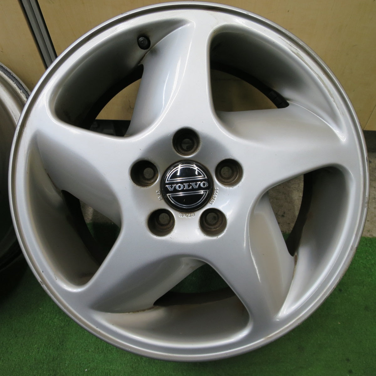 4本価格★ボルボ 850 V70 等 純正 ホイール 16インチ 6.5J×16 PCD108/5H★6030303NGホ