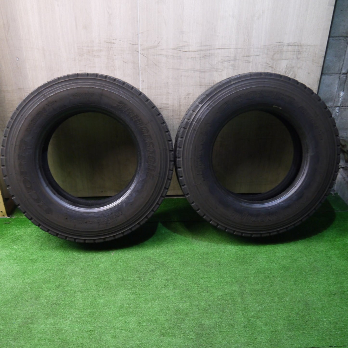 2本価格！22年★トラック タイヤ 265/70R19.5 140/138J ブリヂストン エコピア M801Ⅱ ミックス オールシーズン 19.5インチ★5060904KKノタ