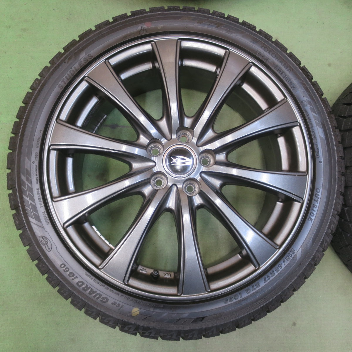 バリ溝！22年！9.5分以上★プリウス 等 215/45R17 スタッドレス ヨコハマ アイスガード iG60 Exsteer エクスター 17インチ PCD100/5H★6051810イス
