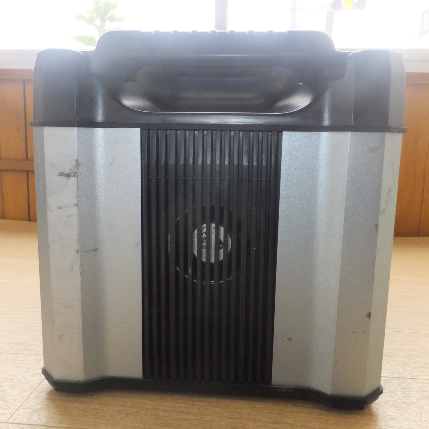 [送料無料] ★ベステック BESTEK ポータブル電源 BTPB18　定格容量 180000mAh　100V～ 50Hz/60Hz★