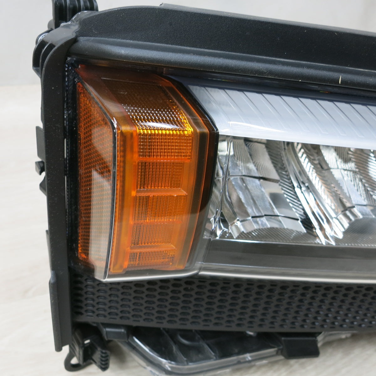 [送料無料] 新車外し!左右セット◆トヨタ ランドクルーザー 250 VX 純正 LED ヘッド ライト ランプ ICHIKOH 60-343◆
