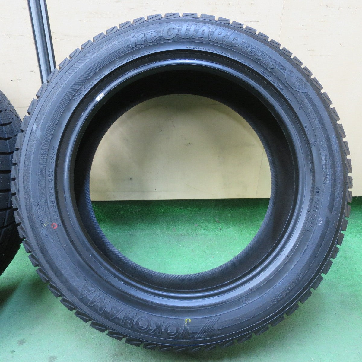 未使用！24年★スタッドレス 225/55R18 ヨコハマ アイスガード iG52C タイヤ 18インチ ZR-V エクストレイル アウトランダー エクリプスクロス デリカ D:5 等★6012706イスタ