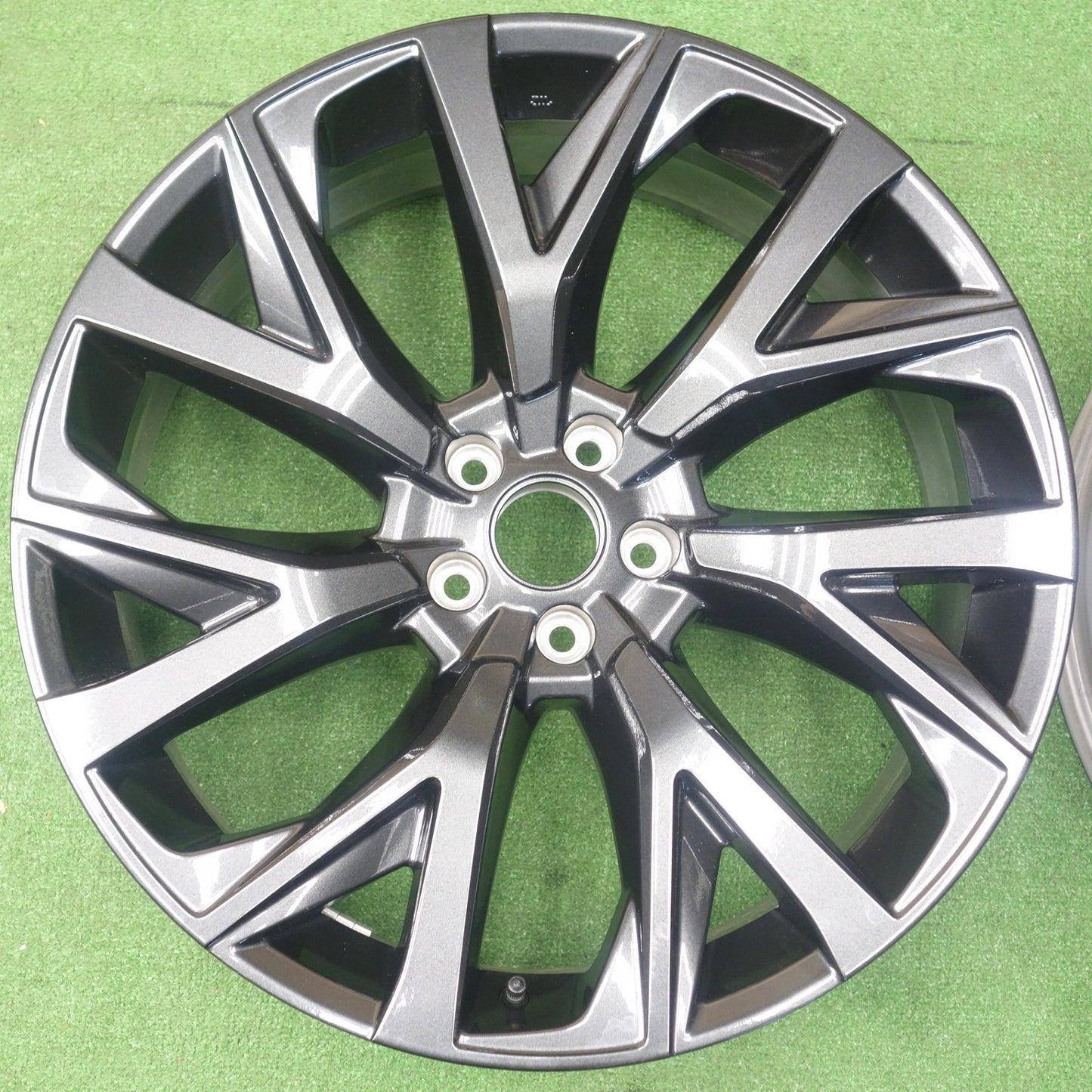 新車外し★トヨタ 現行 クラウン エステート Zグレード 純正 ホイール 21インチ 21×8.5J PCD114.3/5H★6021405KTホ
