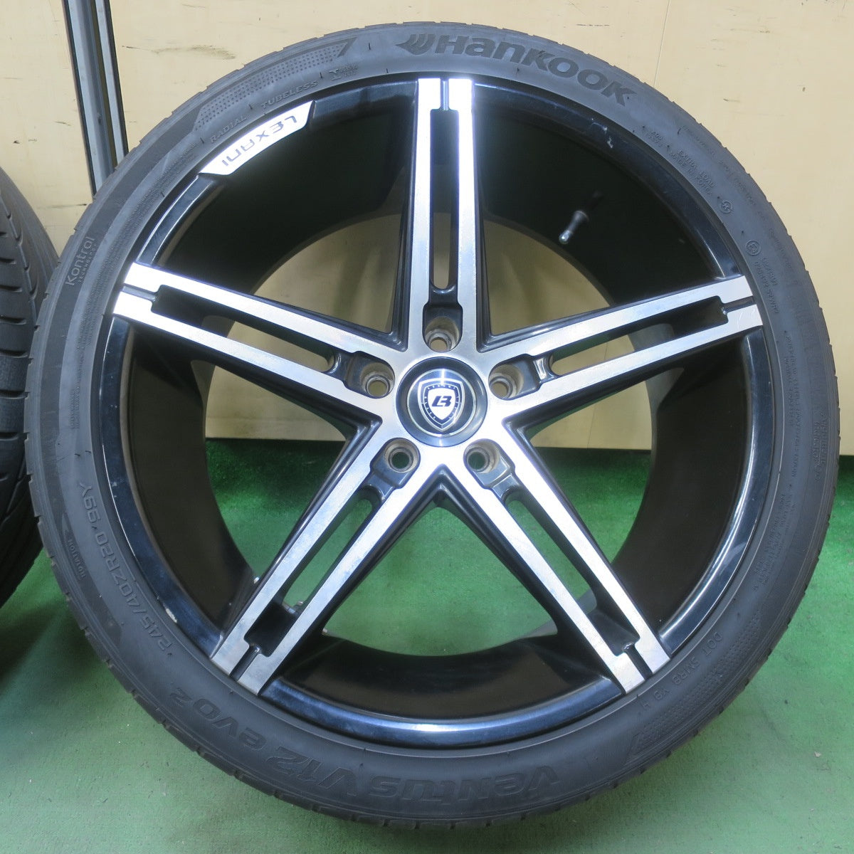 4本価格！22年◎245/40R20 ハンコック ベンタス V12 evo2 LEXANI レグザーニ 20インチ PCD114.3/5H◎6061801イノ
