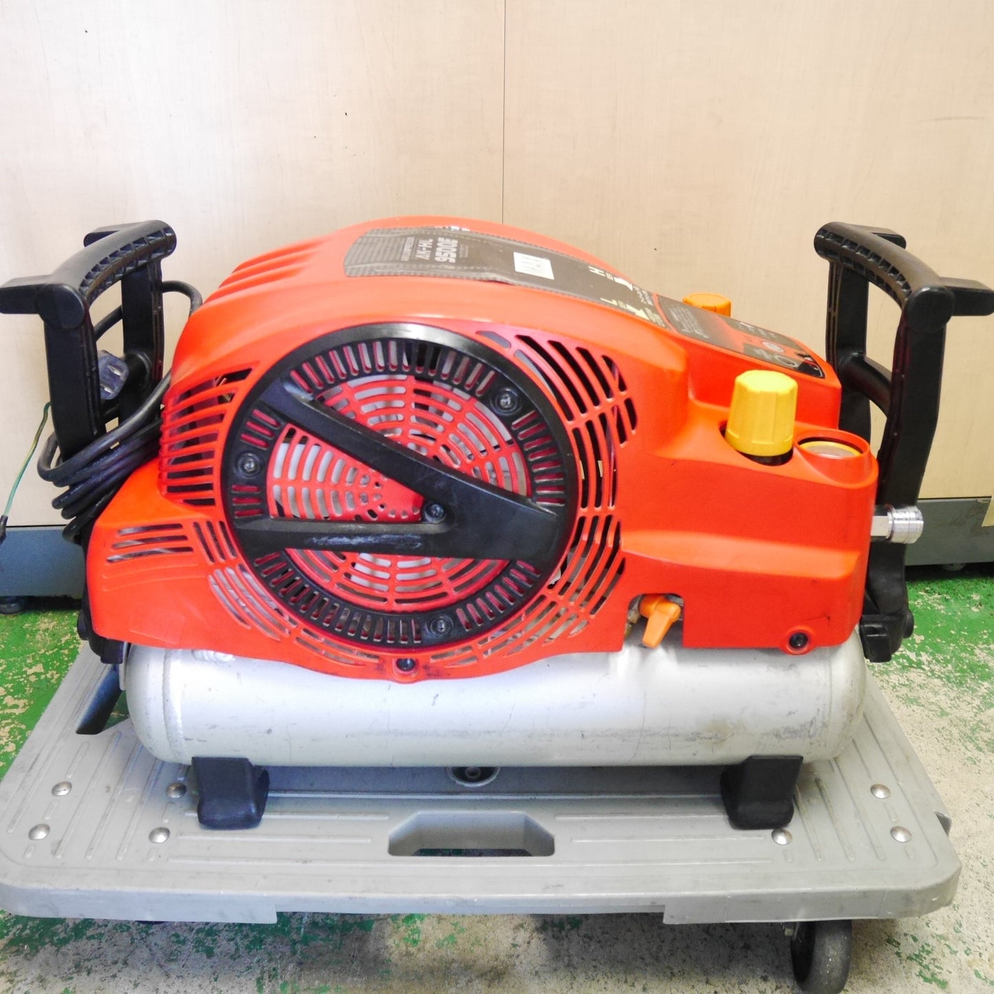 [送料無料] ☆MAX マックス スーパー エア コンプレッサー AK-HL9500E エアー ツール 工具☆