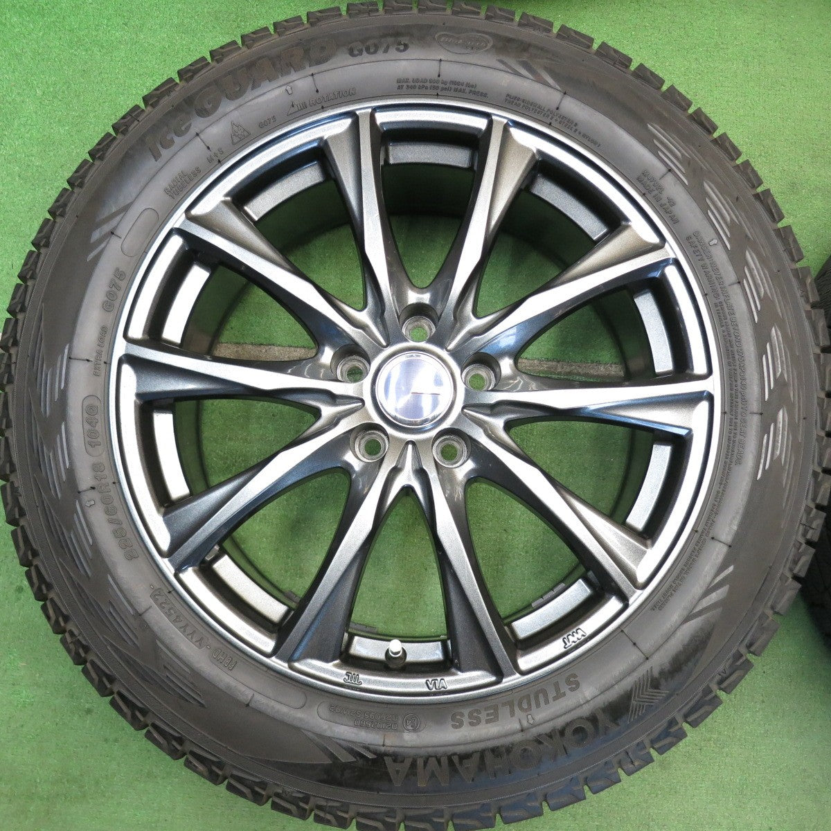 バリ溝！22年！9.5分◎スタッドレス 225/60R18 ヨコハマ アイスガード G075 D.O.S. DOS 18インチ PCD114.3/5H◎6071805HAス