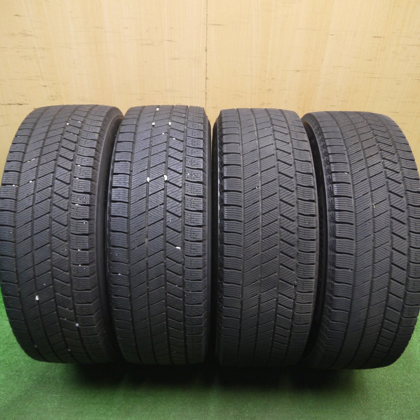 [送料無料] バリ溝！23年！キレイ！ほぼ10分★スタッドレス 205/60R16 ブリヂストン ブリザック VRX3 BALMINUM バルミナ 16インチ PCD114.3/5H★4122309Hス
