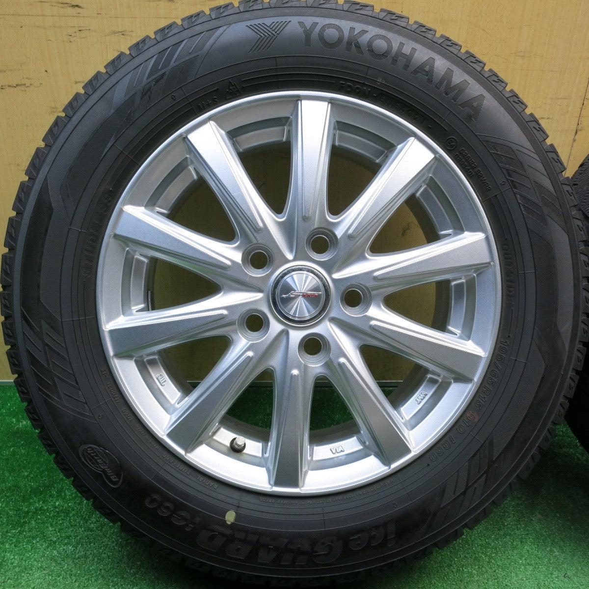 バリ溝！21年！9.5分★スタッドレス 195/65R15 ヨコハマ アイスガード iG60 JOKER ジョーカー 15インチ PCD114.3/5H★5121317HAス