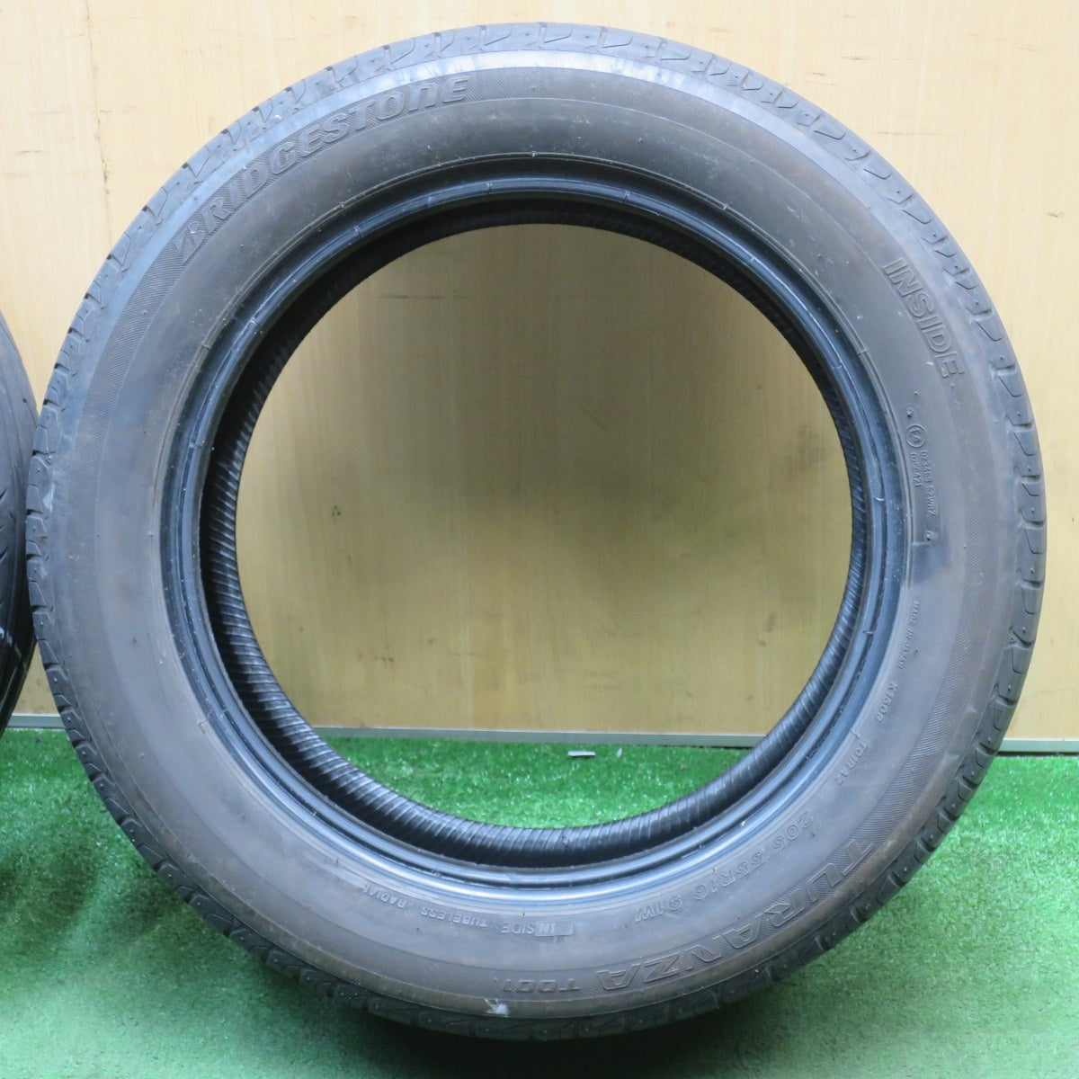 4本価格★205/55R16 ブリヂストン トランザ T001 タイヤ 16インチ カローラ ノア ヴォクシー リーフ プレマシー インプレッサ 等★6052208NJノタ
