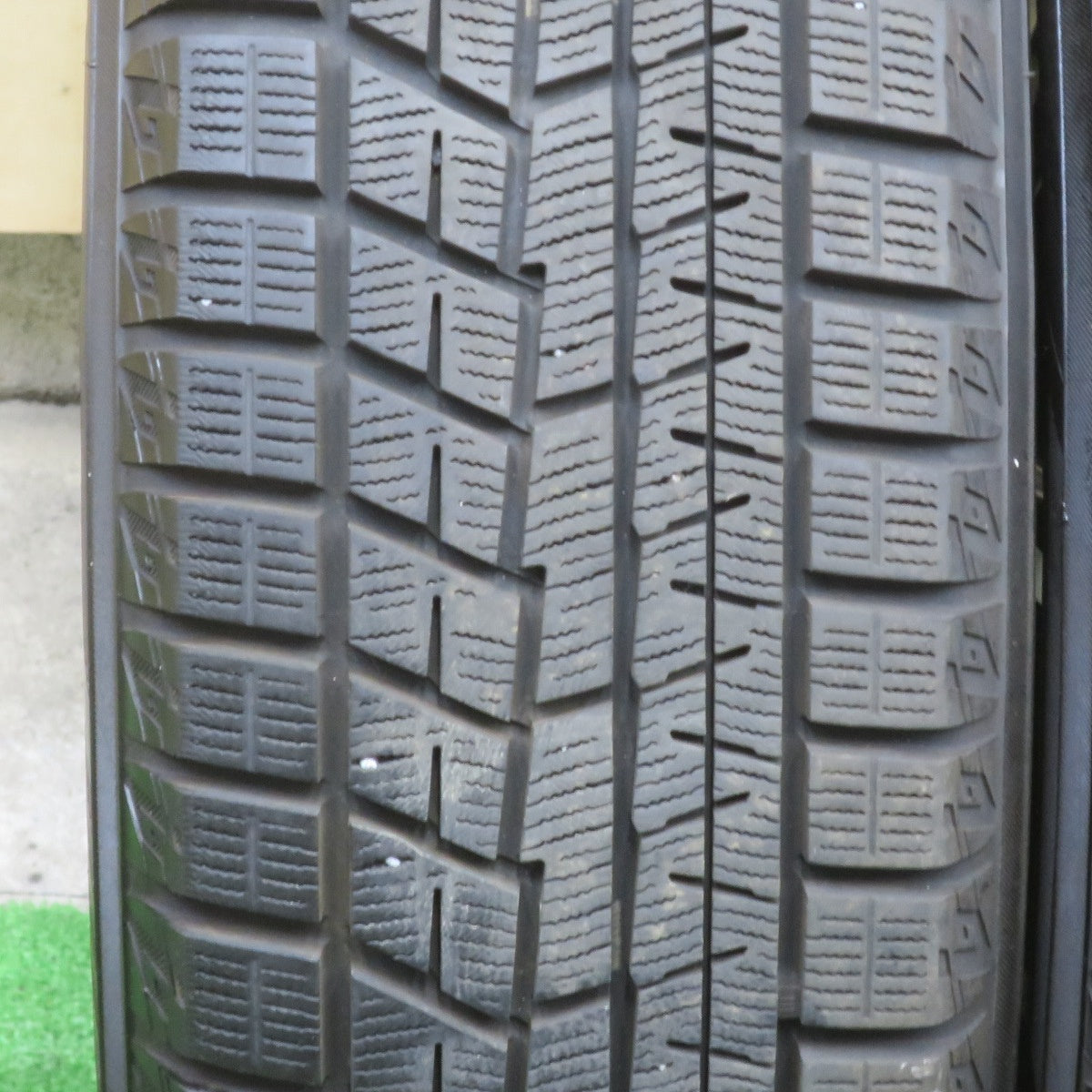 バリ溝！キレイ！9.5分★スタッドレス 185/60R15 ヨコハマ アイスガード iG60 SPORT KRONE スポルト クローネ 15インチ PCD100/4H★5112502TTス