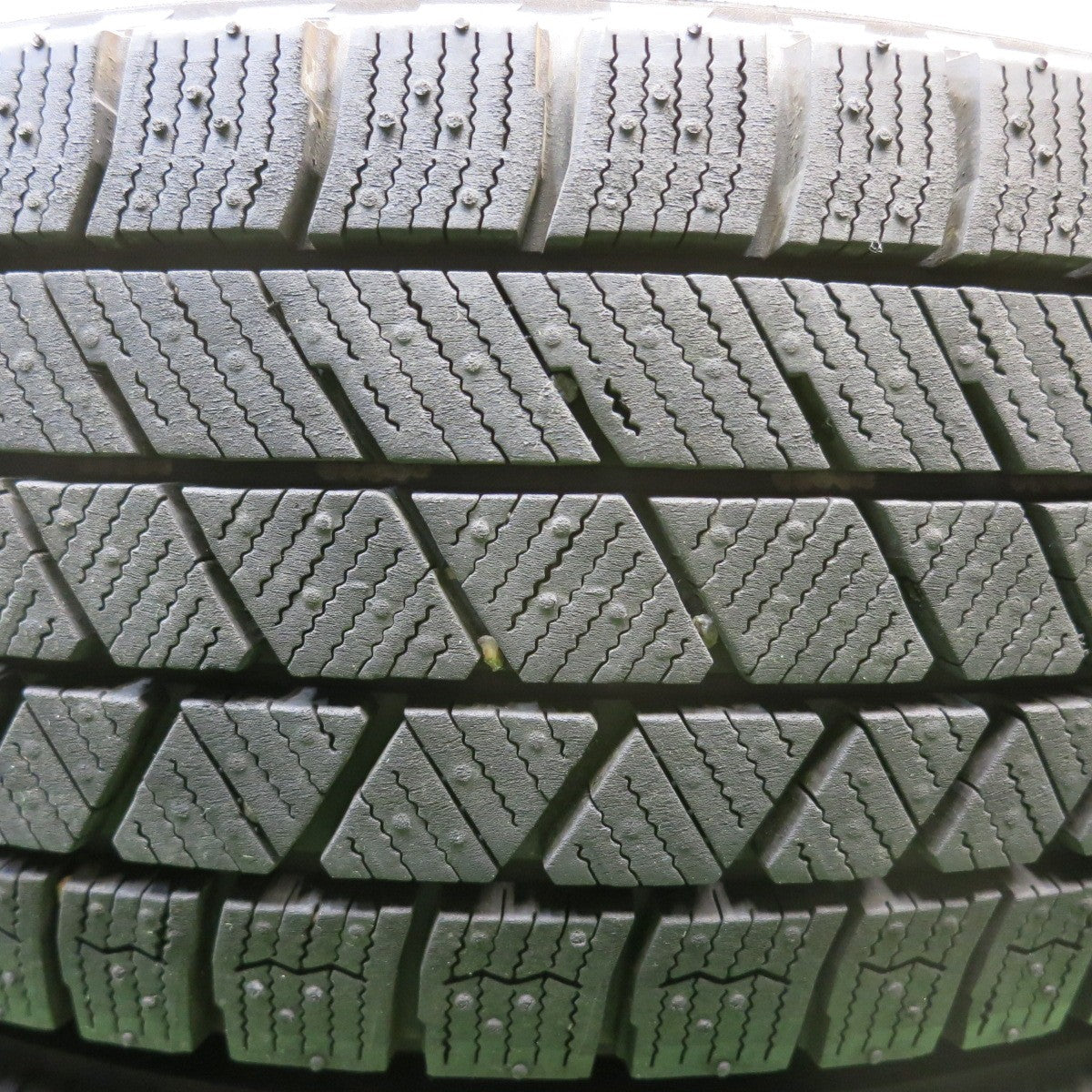 バリ溝！22年！キレイ！ほぼ10分★スタッドレス 165/65R14 ブリヂストン ブリザック VRX3 VATRRA バトラ 14インチ ハスラー ソリオ 等 PCD100/4H★5122002HAス