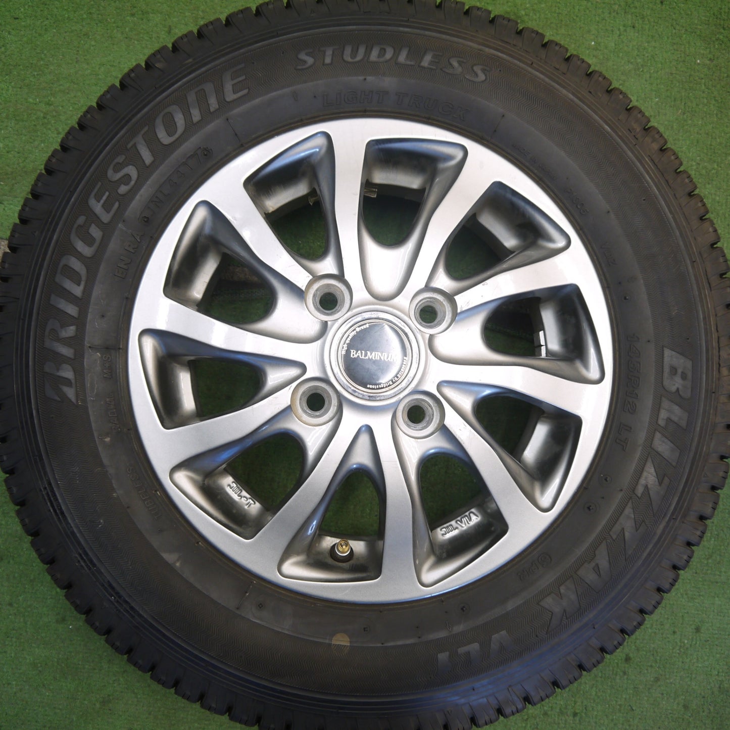 バリ溝！9分◎スタッドレス 145R12 6PR ブリヂストン ブリザック VL1 BALMINUM TR10 バルミナ 12インチ PCD100/4H◎6072904Hス