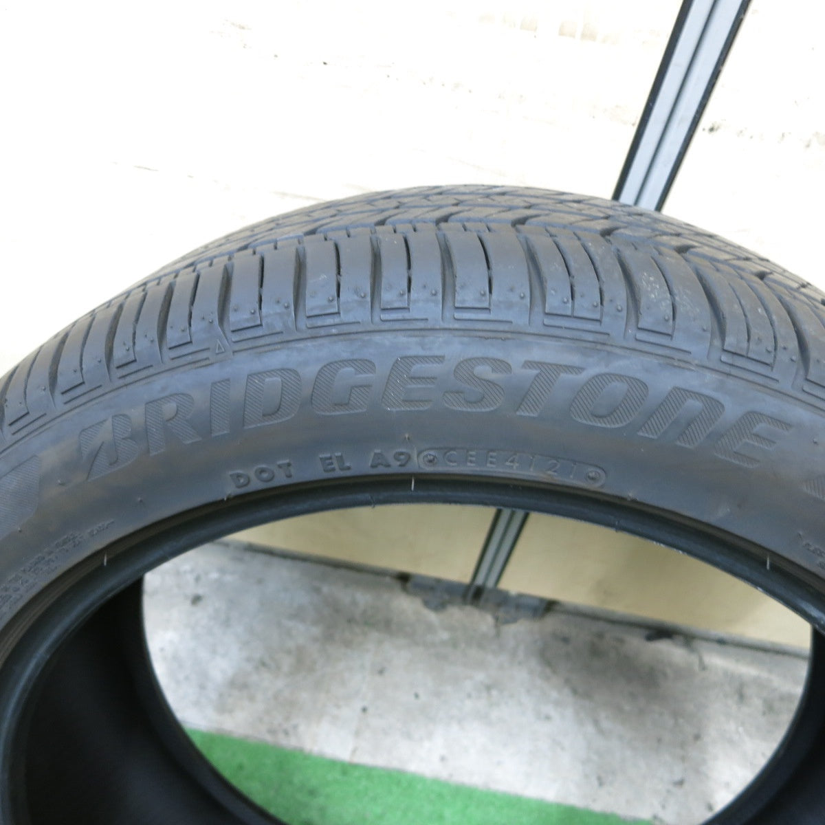 バリ溝！21年！9分！1本★255/45R20 ブリヂストン エコピア H/L 422 Plus プラス 20インチ タイヤ アウトランダー アリア エクストレイル 等★5110504ナノタ