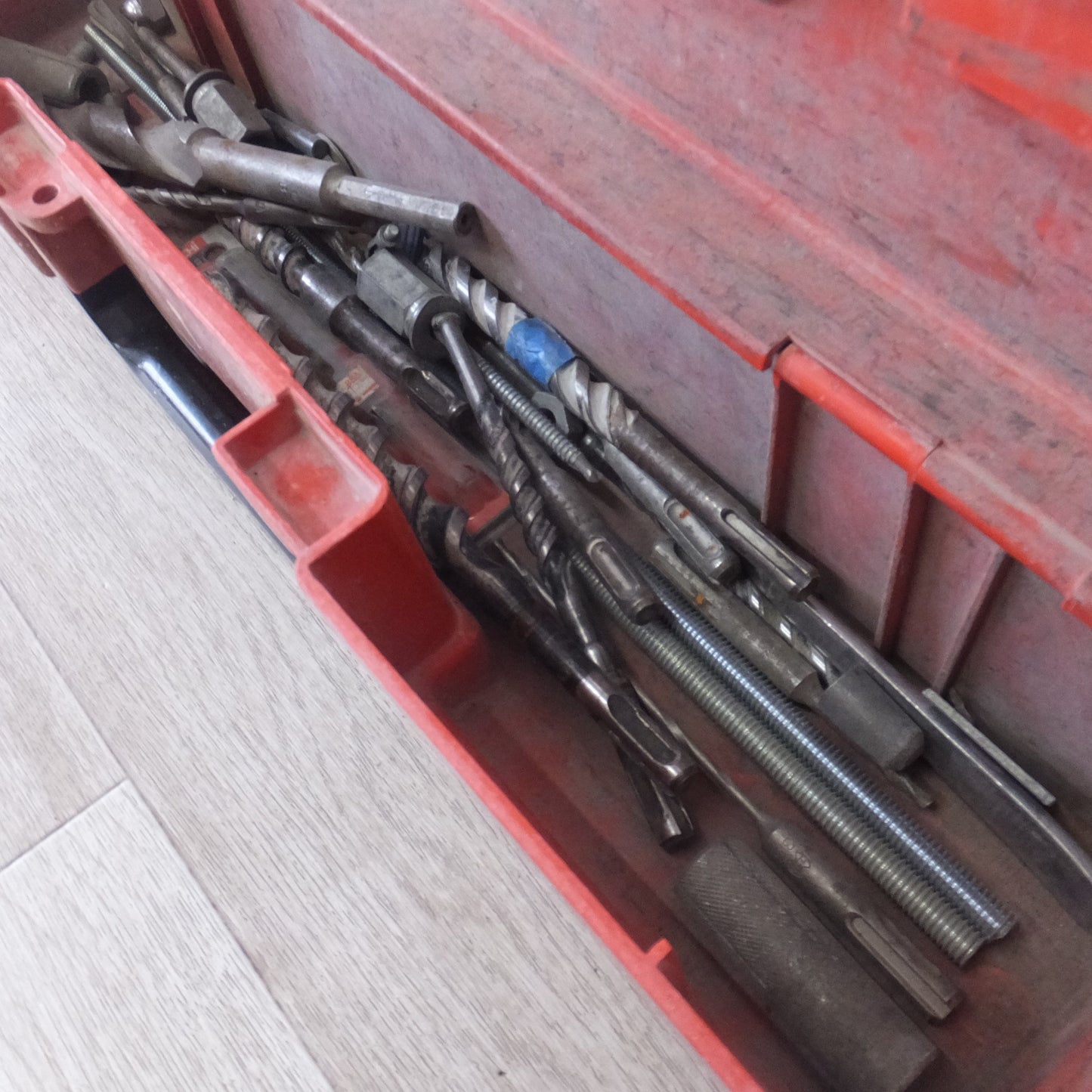 [送料無料] ★ヒルティ HILTI ハンマードリル TE22　100V～ 520W 5.6A★