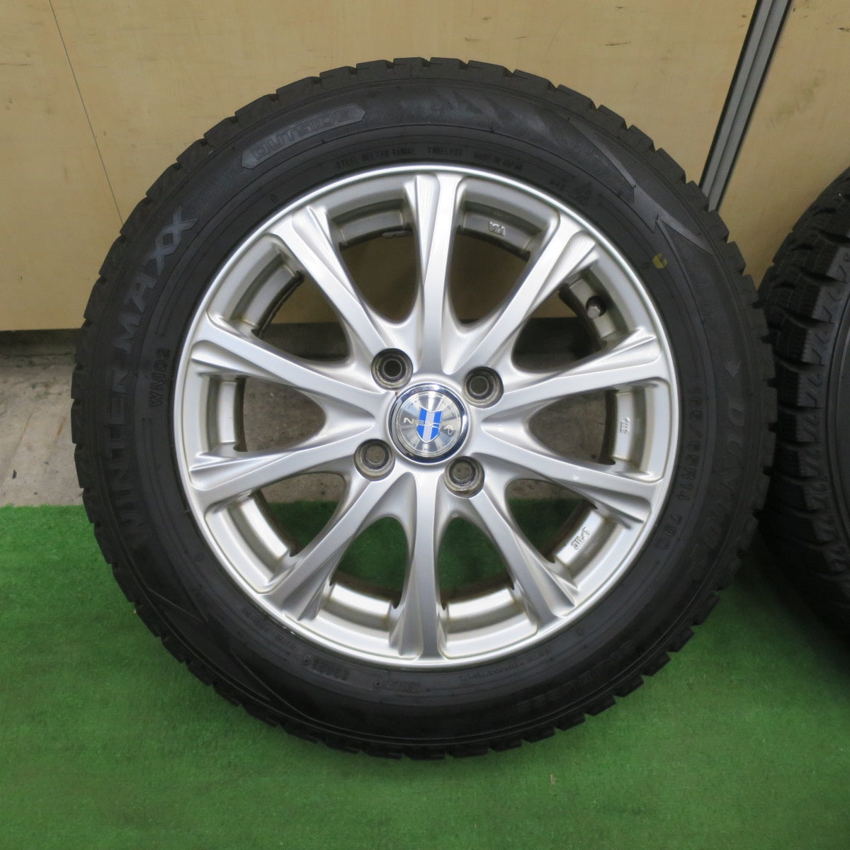 バリ溝！23年！キレイ！9.5分★スタッドレス 165/65R14 ダンロップ ウインターマックス WM02 NEXTA ネクスタ 14インチ PCD100/4H★6022304TTス