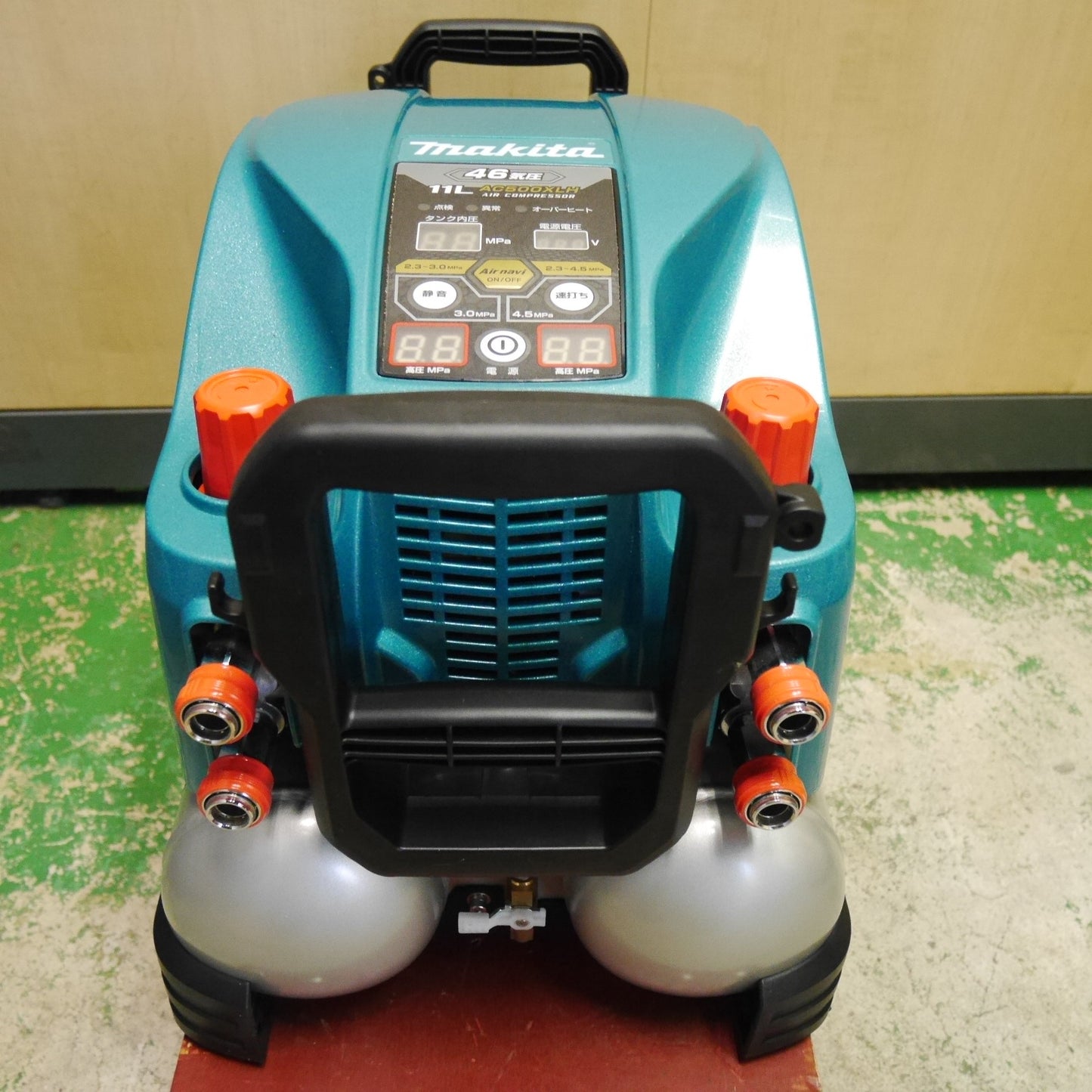 [送料無料] 美品☆マキタ エア コンプレッサー AC500XLH 46気圧 11L エアー ツール 工具 makita 50-60Hz☆