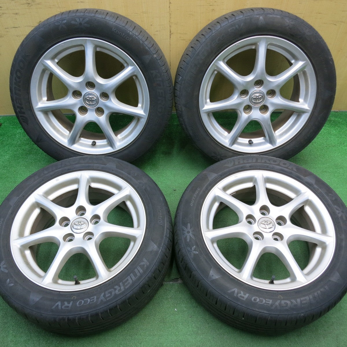 バリ溝！9分★トヨタ 50系 エスティマ 純正 215/55R17 ハンコック キナジー エコ RV 17インチ PCD114.3/5H★5050411NJノ