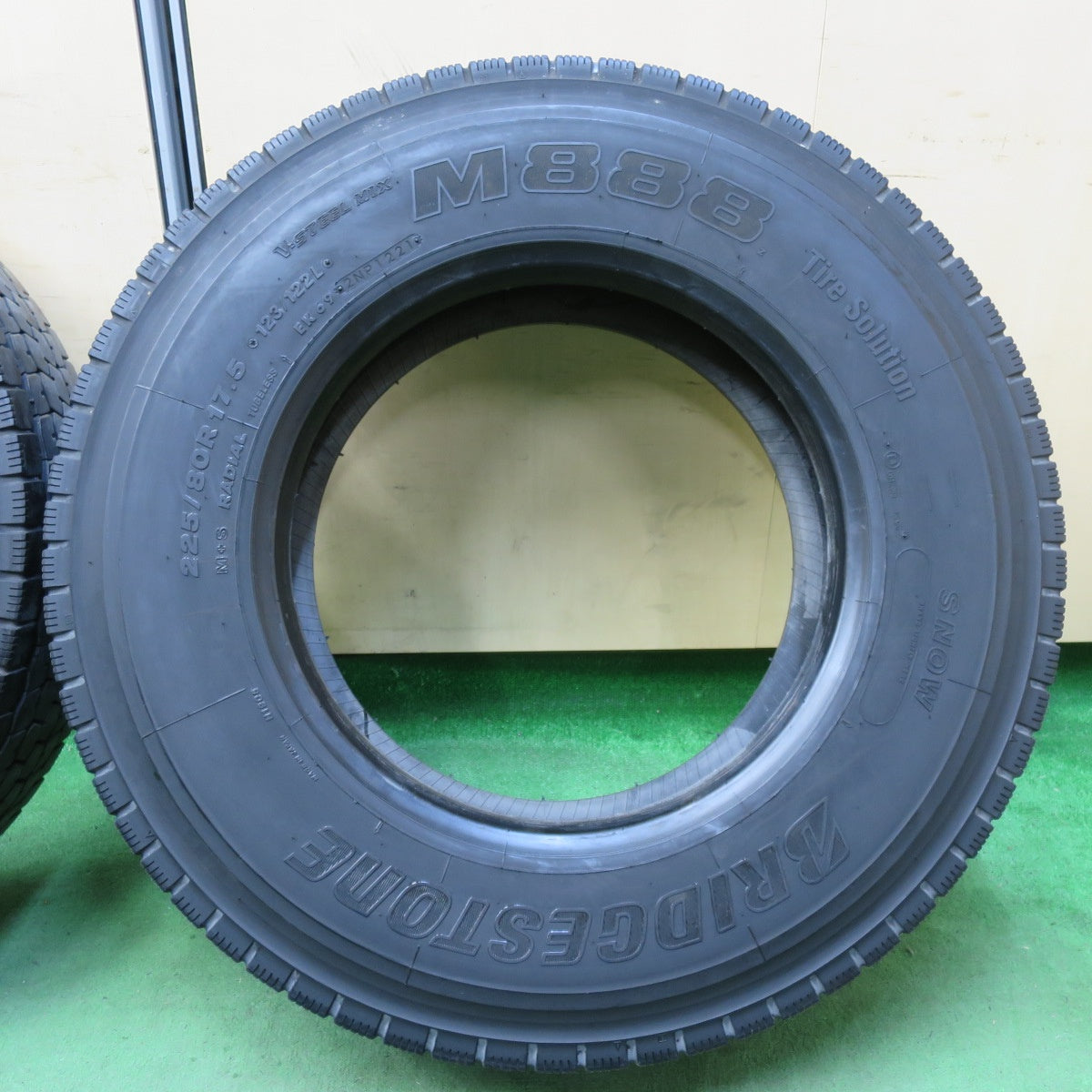 [送料無料] 2本価格！21年★トラック タイヤ 225/80R17.5 123/122L ブリヂストン M888 ミックス オールシーズン 17.5インチ★5020203IMスタ