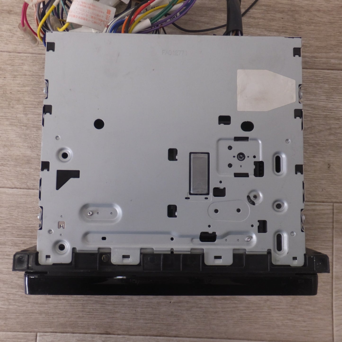 [送料無料] ★パナソニック Panasonic SDカーナビステーション Strada CN-RE04WD(44)★