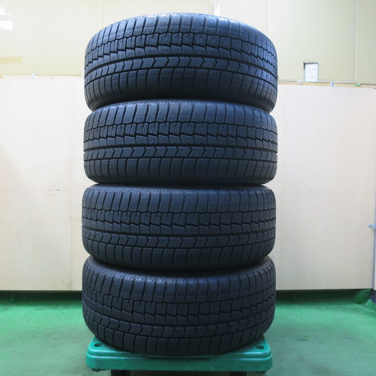 センサー付！バリ溝！21年！キレイ！9.5分★レクサス LS バージョンL 純正 245/50R19 スタッドレス ダンロップ ウインターマックス WM02 19インチ PCD120/5H★5060306イス