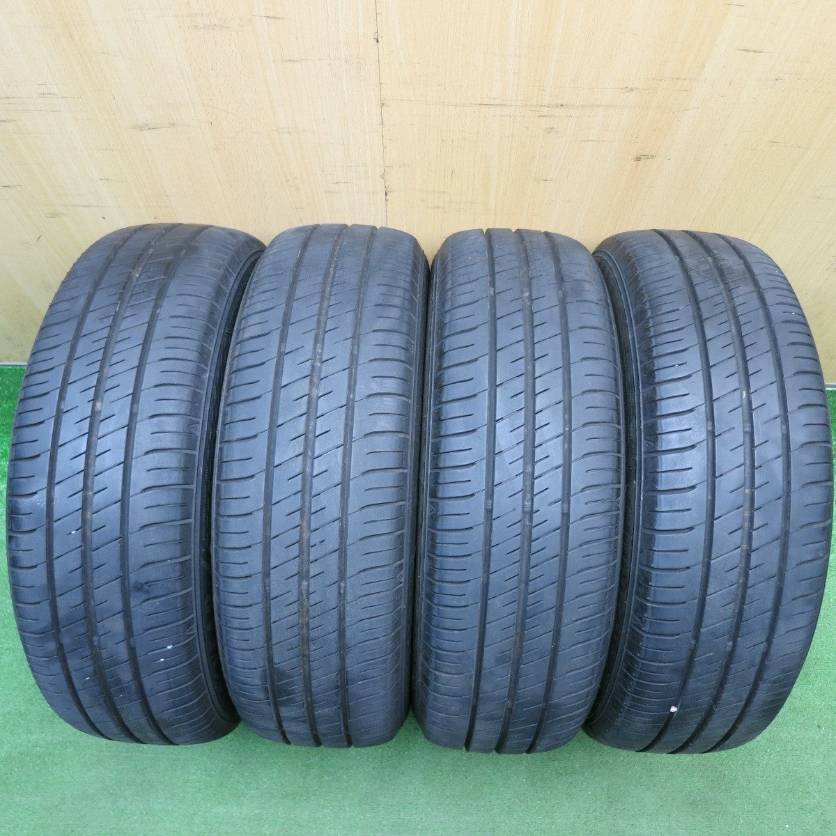 バリ溝！22年！8.5分★トヨタ 10系 アクア 純正 スチール 185/60R15 グッドイヤー EfficientGrip ECO EG02 15インチ PCD100/4H★6040517HAノ