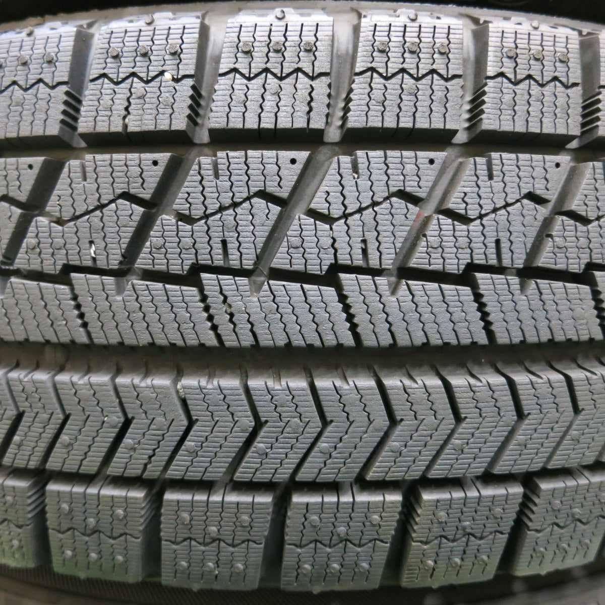 *送料無料* バリ溝！20年！キレイ！ほぼ10分★スタッドレス 175/65R15 ブリヂストン ブリザック VRX TEAD テッド 15インチ PCD100/4H★4043005イス