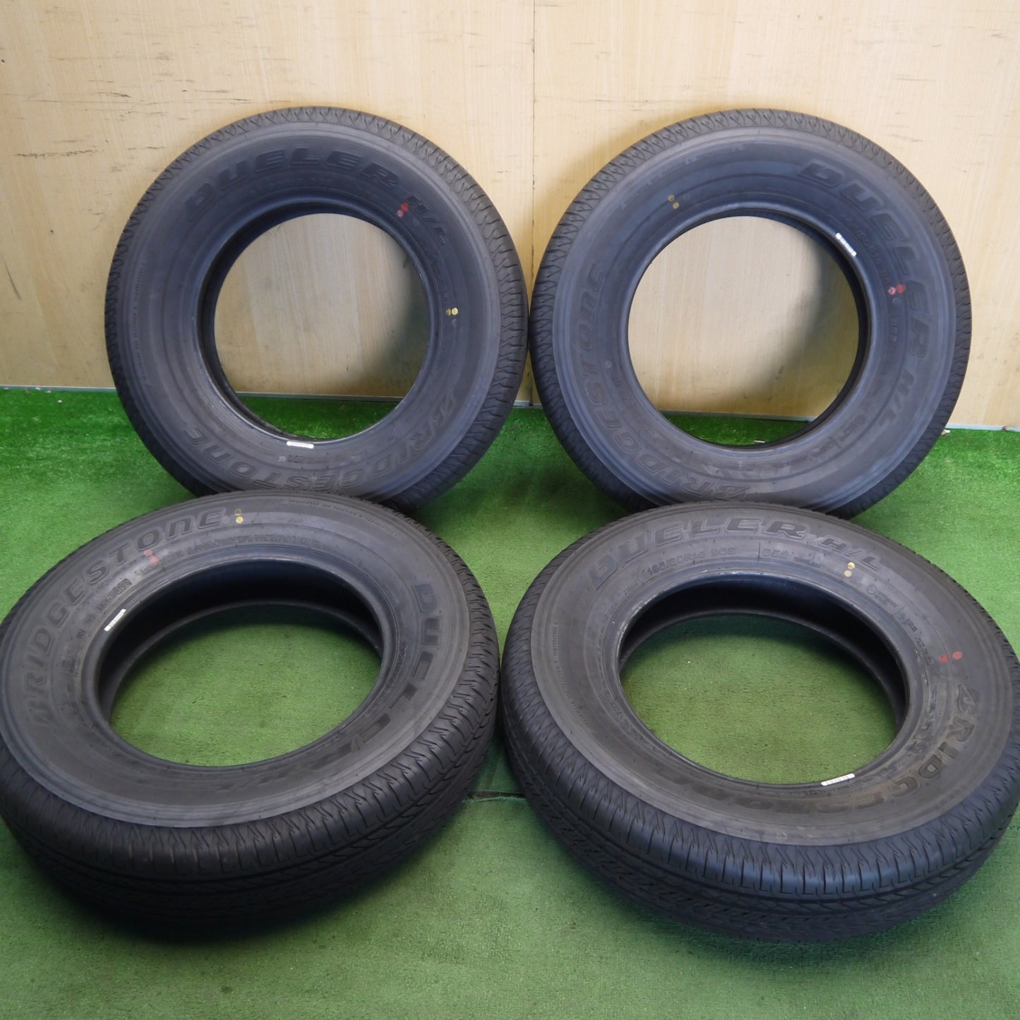新車外し！25年★195/80R15 ブリヂストン デューラー H/L 852 DUELER タイヤ 15インチ ジムニーシエラ ジムニーノマド 等★6070704Hノタ