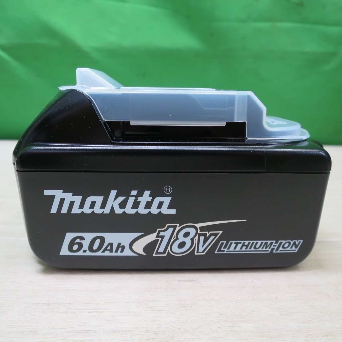 [送料無料] 未使用！バッテリー2個☆マキタ 充電式 インパクトドライバー TD173DGXPB LXT20周年記念カラー プレミアムブルー 電動 工具 6.0Ah 18V 充電器 DC18RF makita☆