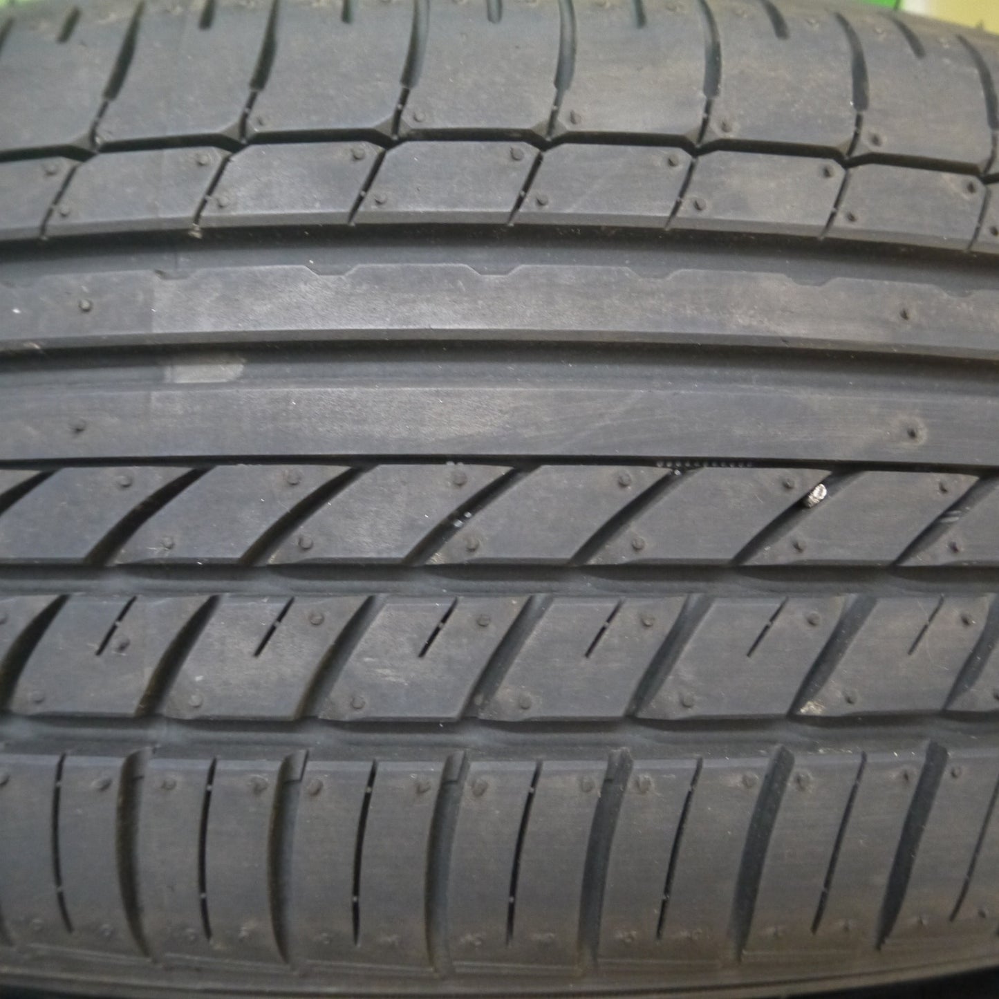 [送料無料] 新車外し！24年★165/55R14C 95/93N ヨコハマ PARADA PA03 タイヤ 14インチ 軽バン 軽トラ ハイゼット エブリイ アトレー N-VAN等★5022608Hノタ
