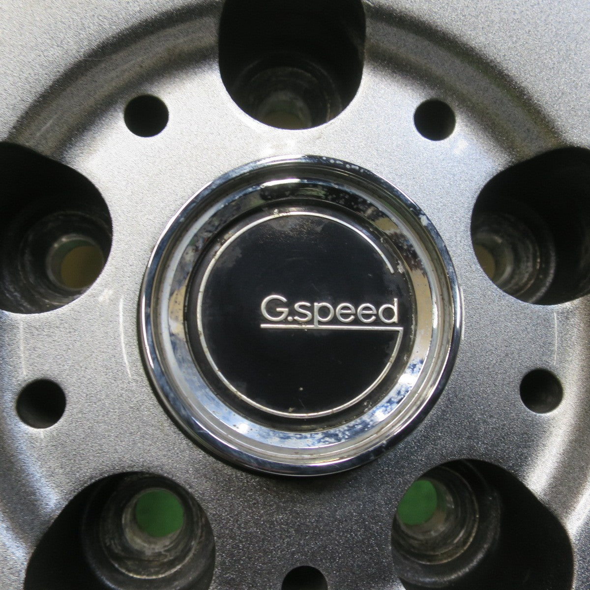 バリ溝！24年！キレイ！ほぼ10分★スタッドレス 215/60R17 グッドイヤー アイスナビ SUV G.Speed Gスピード 17インチ PCD114.3/5H★5111111イス