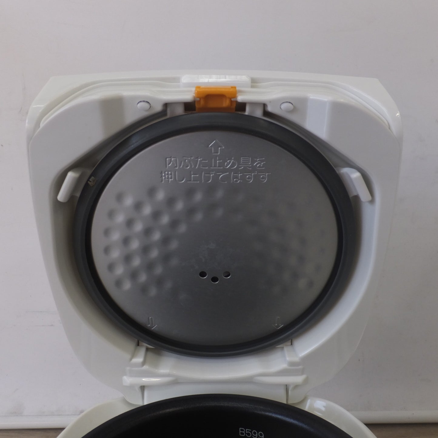 [送料無料] ★象印 ZOJIRUSHI 21年製 マイコン炊飯ジャー NL-B05J WM ホワイト　100V 50/60Hz 495W★