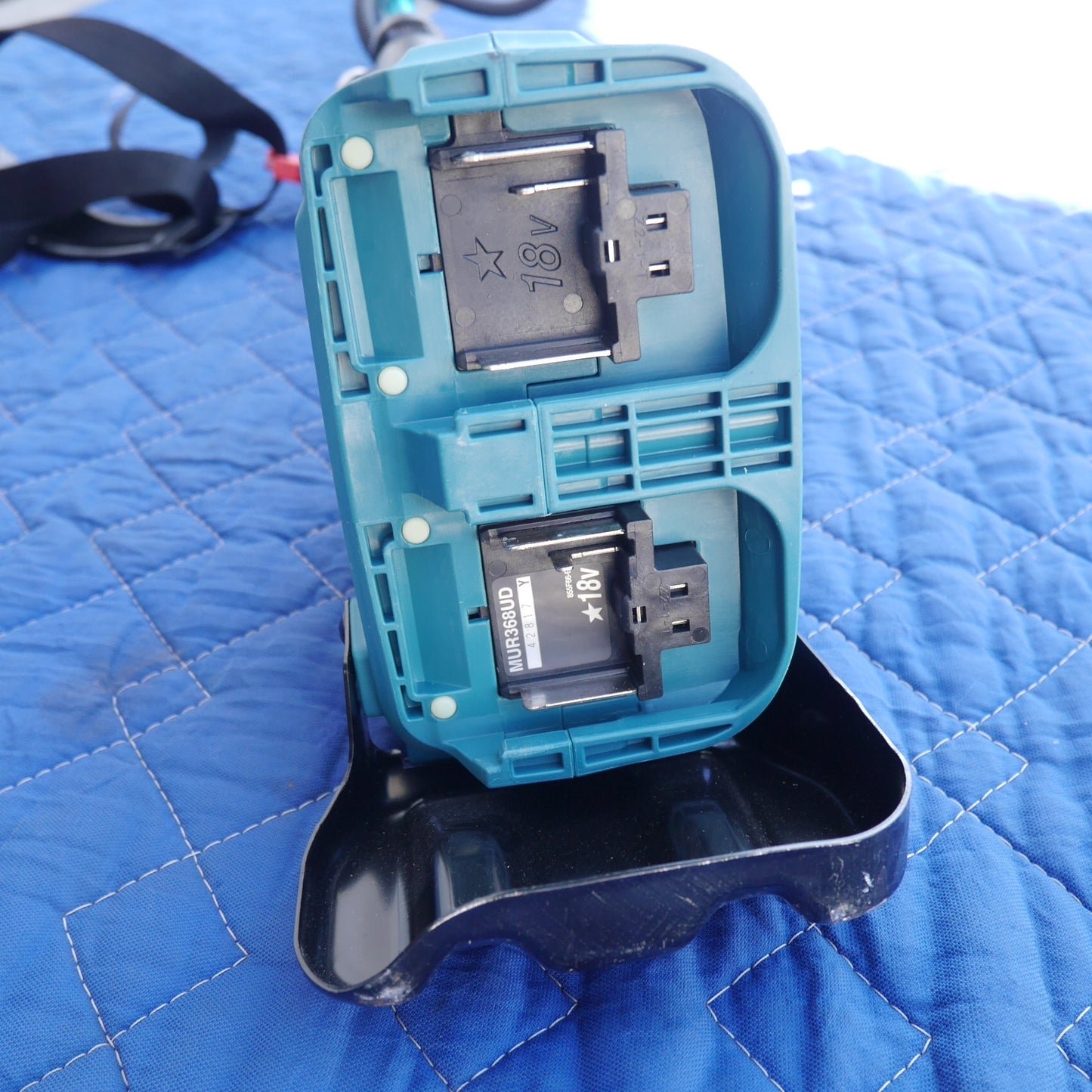 【岐阜発 直接引取限定】☆マキタ 充電式 草刈機 MUR368UD 草刈り機 刈り払い機 刈払機 ガーデニング 園芸 造園 等☆