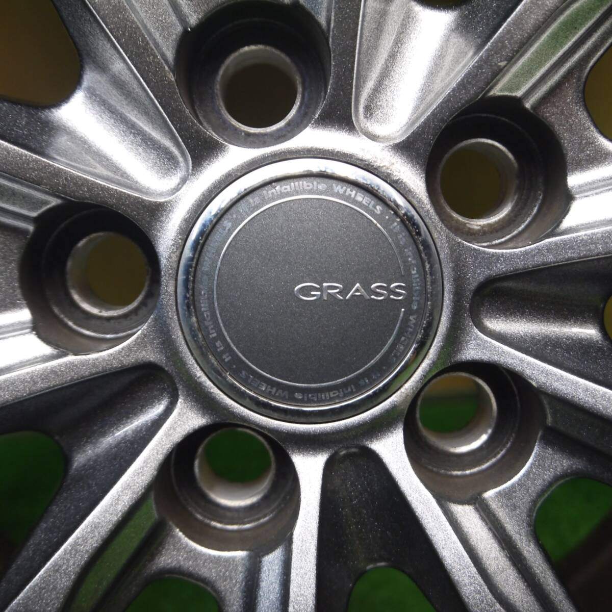 キレイ★プリウス 等 195/65R15 スタッドレス ヨコハマ アイスガード iG50 プラス GRASS グラス 15インチ PCD100/5H★5011506Hス