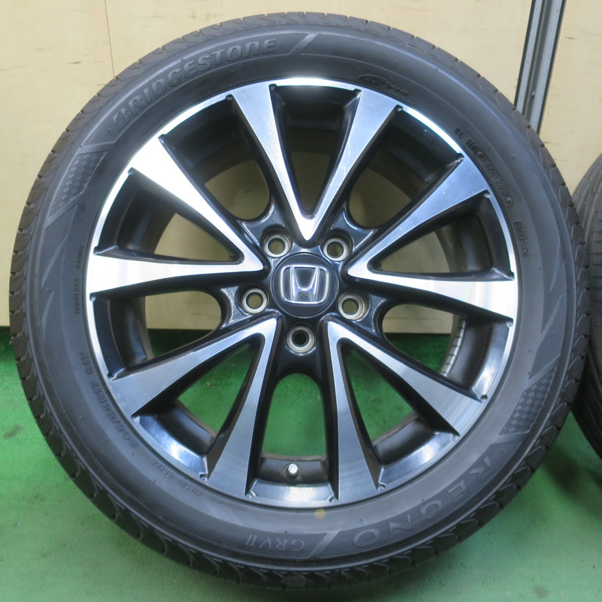 バリ溝！22年！9.5分★ホンダ RK ステップワゴン スパーダ 純正 205/55R17 ブリヂストン レグノ GRVⅡ 17インチ PCD114.3/5H★6022506イノ