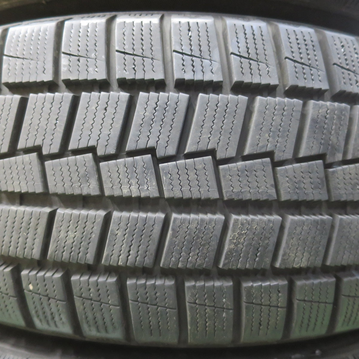 バリ溝！9分★スタッドレス 215/60R16 ワンリ WINTERCross SW312 EuroSpeed MANARAY SPORT ユーロスピード 16インチ PCD114.3/5H★6022307イス