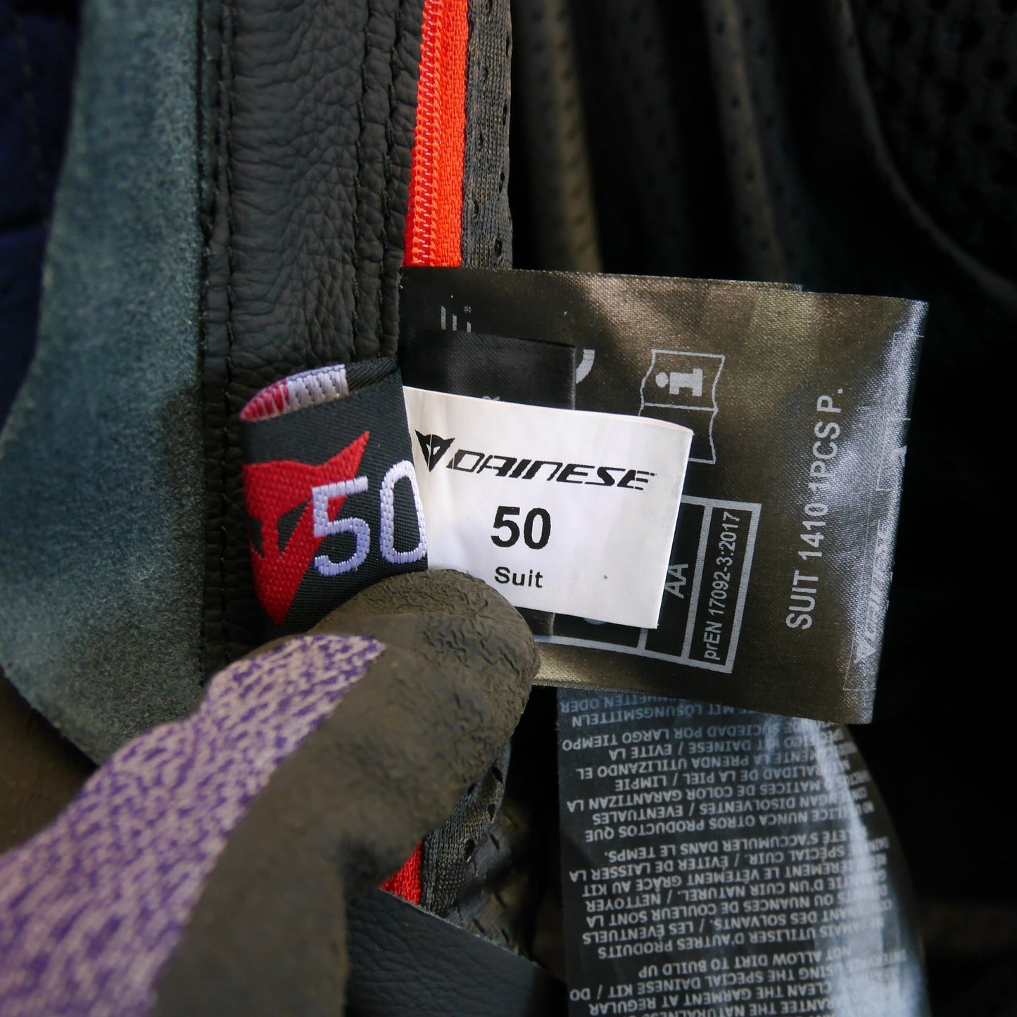 [送料無料] キレイ☆DAINESE LAGUNA SECA 5 1ピース ライダー スーツ サイズ 50 175.5-178.5 レザー レーシング スーツ 革 ツナギ ダイネーゼ ラグナ セカ☆