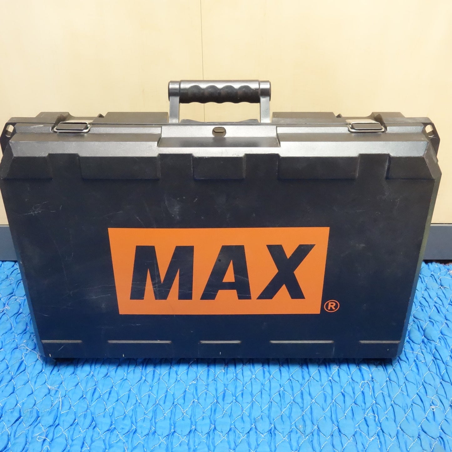 [送料無料] ☆マックス ハンマ ドリル 集じん システム付き 100V PK-R261D PK-DES1 ケース付き ハンマードリル MAX 電動 工具☆