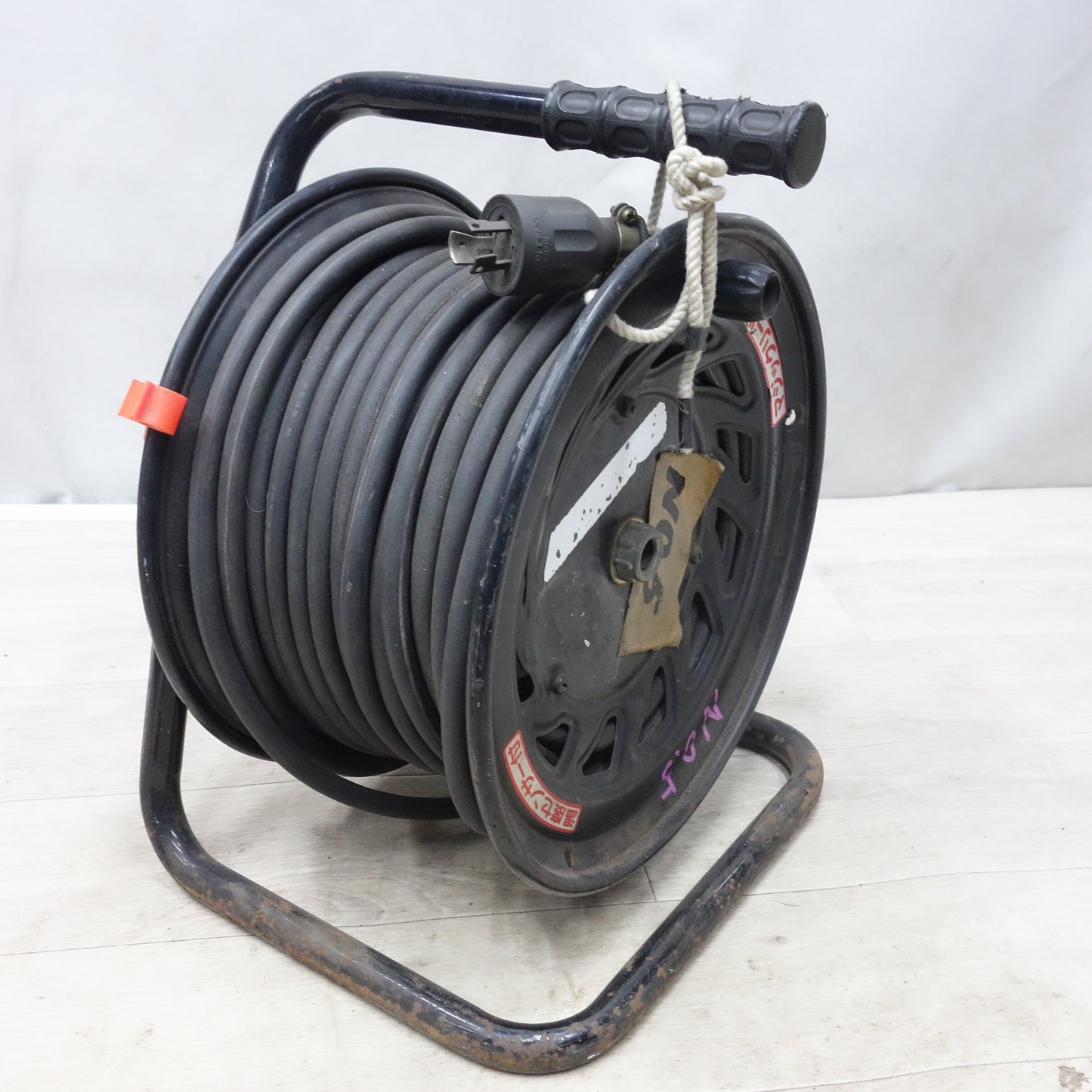 [送料無料] ◆日動 マジックリール コードリール Z-EK34L 屋内型 全長 30m VCT.2.0SQ×3C 電工 ドラム 温度センサー ブレーカー 付 ロック 引掛 式◆