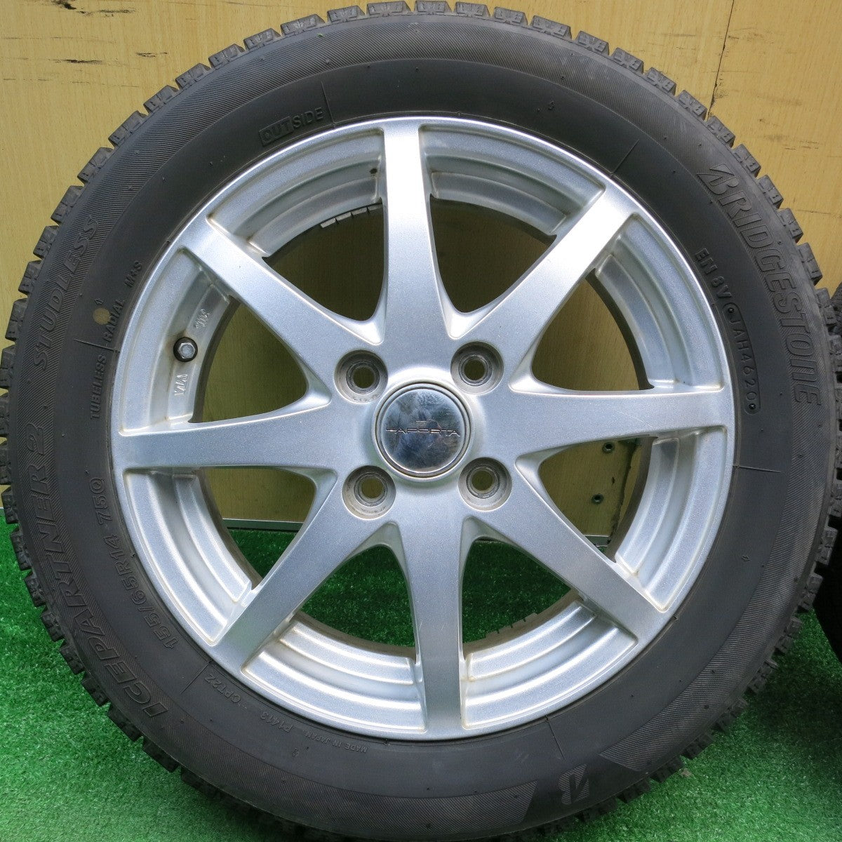 バリ溝！キレイ！9.5分★スタッドレス 155/65R14 ブリヂストン アイスパートナー2 LAPORTA ラポルタ 14インチ PCD100/4H★5120404HAス