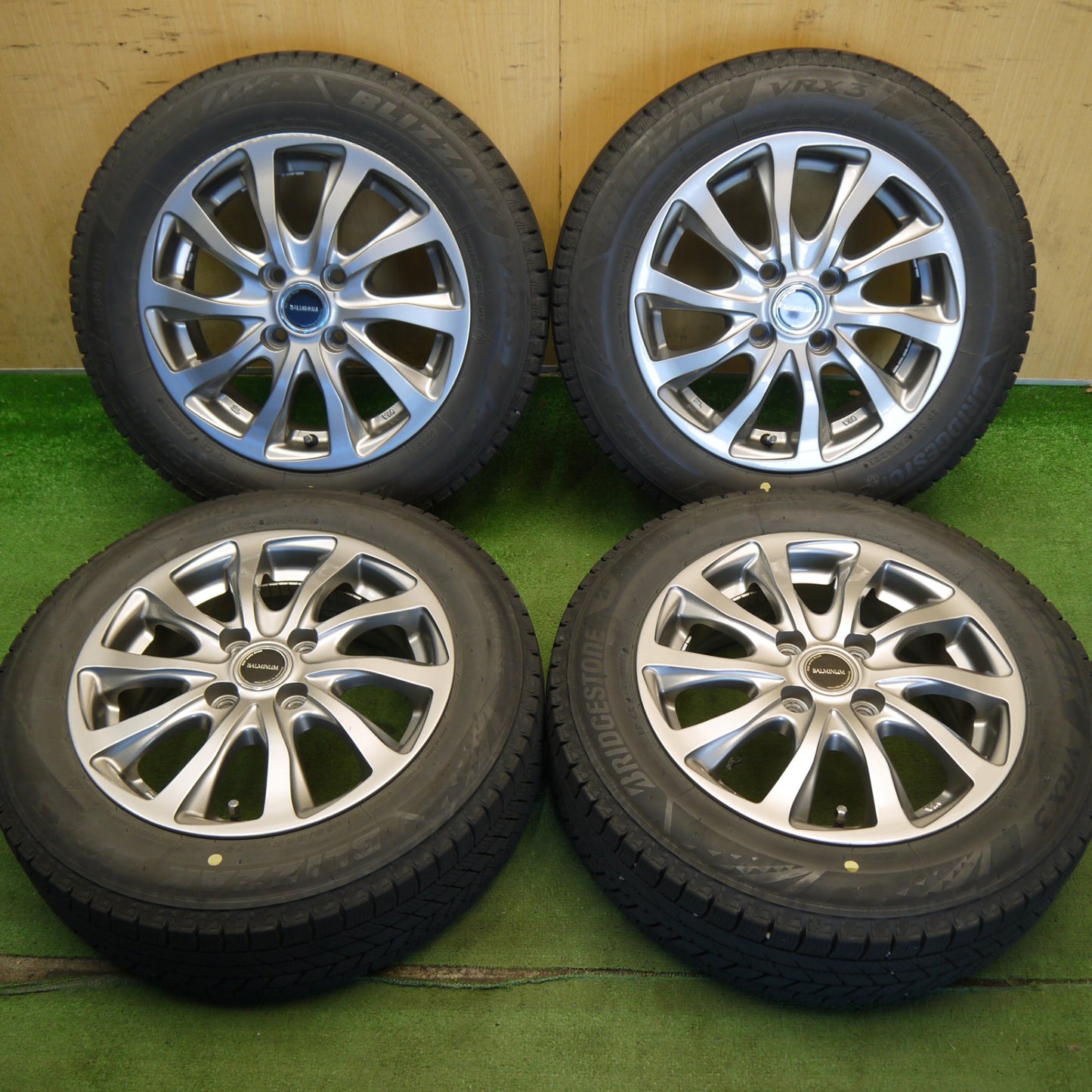 バリ溝！キレイ！9分◎スタッドレス 165/65R14 ブリヂストン ブリザック VRX3 BALMINUM TR10 バルミナ 14インチ PCD100/4H◎6070301Hス