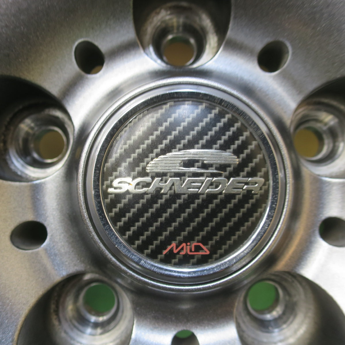 バリ溝！22年！キレイ！8.5分★215/60R17 ヨコハマ BluEarth-4S AW21 オールシーズン SCHNEIDER MiD シュナイダー 17インチ PCD114.3/5H★6040806イノ