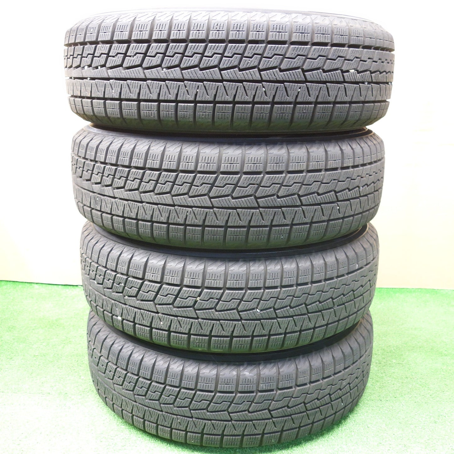 バリ溝！23年！キレイ！9.5分★スタッドレス 175/65R15 ヨコハマ アイスガード iG70 MiLLOUS VX ミルアス 15インチ PCD100/4H★5121404KTス