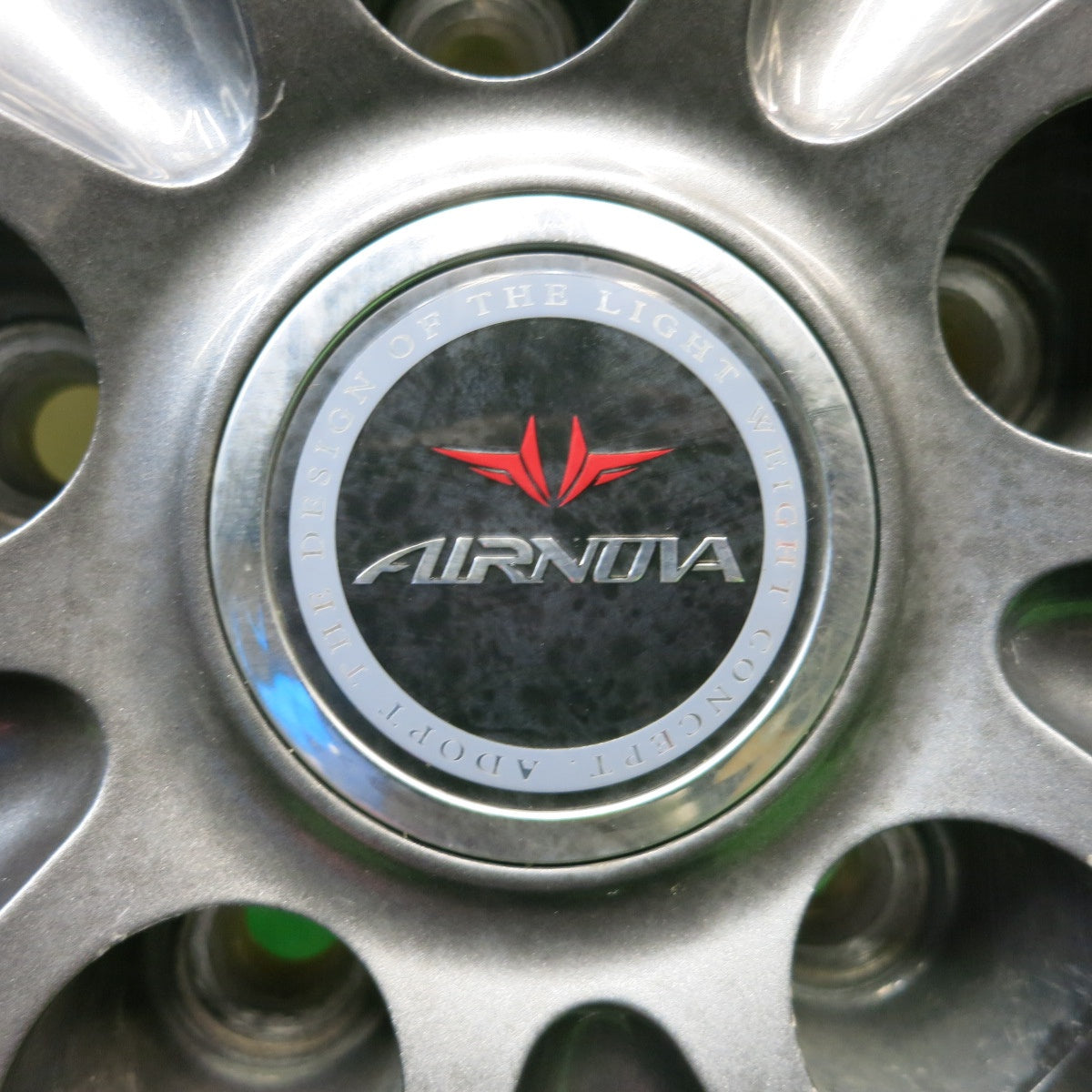 バリ溝！21年！9.5分★スタッドレス 215/60R17 ダンロップ ウインターマックス 03 AIRNOVA SB10 エアノヴァ 17インチ PCD114.3/5H★5102505HAス